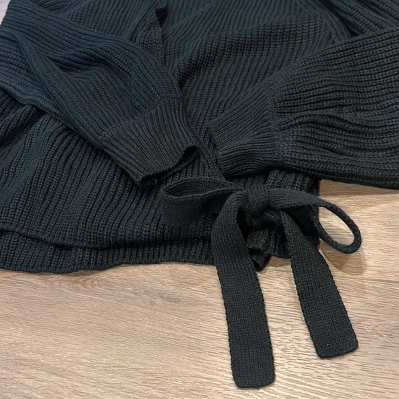 NWT KIRUNDO Wrap Sweater Balloon Sleeves Ribbed Knitted Pullover Tie Front Top - Picture 9 of 13